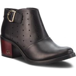 Botki CARINII - B4229 E50-000-000-861. Czarne buty zimowe damskie marki Carinii, ze skóry. W wyprzedaży za 239,00 zł.