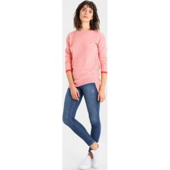 Swetry klasyczne damskie: Mint Velvet TIPPED CUFF Sweter apricot marl