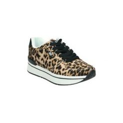 Buty Xti 49132. Pomarańczowe trampki i tenisówki damskie Xti, bez wzorów, bez zapięcia. Za 220,10 zł.