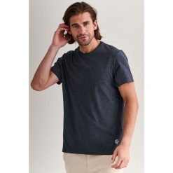 T-shirt w kolorze ciemnoszarym. Szare t-shirty męskie TATUUM, xxl, bez wzorów, z bawełny, z okrągłym kołnierzem. W wyprzedaży za 44,95 zł.