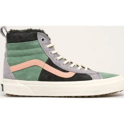 Vans - Trampki skórzane. Zielone trampki i tenisówki damskie Vans, bez wzorów, ze skóry, na sznurówki. W wyprzedaży za 229,90 zł.