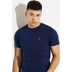 T-shirt Edward Orlovski Navy "Ananas". Niebieskie t-shirty męskie Edward Orlovski, xl, z haftami, z bawełny, eleganckie, bez kołnierzyka. Za 45,00 zł.