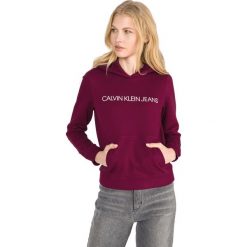 Calvin Klein Institutional Bluza Czerwony Fioletowy. Czerwone swetry damskie Calvin Klein, xs, z nadrukiem, z bawełny, bez rękawów, bez kaptura. Za 497,95 zł.