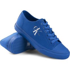 Trampki Calvin Klein Jeans. Niebieskie trampki męskie Calvin Klein Jeans, bez wzorów, z jeansu, casualowe, bez zapięcia. Za 349,00 zł.