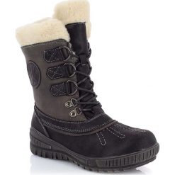 Kozaki "Chloe" w kolorze czarnym. Czarne buty zimowe damskie Kimberfeel. W wyprzedaży za 346,95 zł.
