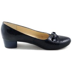 Buty ślubne damskie: Skórzane czółenka w kolorze granatowym