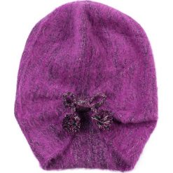Czapka damska W trzech odsłonach fioletowa. Fioletowe czapki zimowe damskie Art of Polo. Za 49,91 zł.