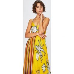Pinko - Sukienka. Sukienki damskie Pinko, na co dzień, s, bez wzorów, z poliesteru, casualowe, z włoskim kołnierzykiem, bez rękawów, midi, asymetryczne. W wyprzedaży za 999,90 zł.