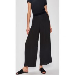 Vero Moda - Spodnie. Spodnie damskie Vero Moda, s, bez wzorów, z poliesteru, casualowe. W wyprzedaży za 49,90 zł.