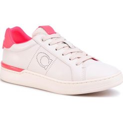 Sneakersy COACH - Lowline Ltr Low Top G5040 10011275 Chalk/Neon Pink. Brązowe półbuty damskie Coach, bez wzorów, ze skóry ekologicznej, bez kołnierzyka. W wyprzedaży za 339,00 zł.