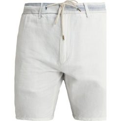Bermudy męskie: Scotch & Soda SUMMER Szorty vintage white