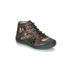 Buty Dziecko Catimini CAGOU. Trampki dziewczęce Catimini, bez wzorów, bez zapięcia. Za 275,40 zł.