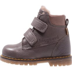 Bisgaard Śniegowce grey. Szare buty zimowe damskie marki Bisgaard, z materiału. Za 429,00 zł.