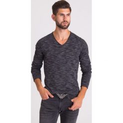 CZARNY MELANŻOWY SWETER JOOP! JEANS. Czarne swetry męskie m, z nadrukiem, z jeansu, klasyczne. Za 249,50 zł.