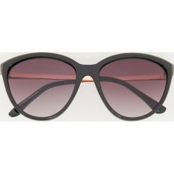 Okulary przeciwsłoneczne - Czarny. Czarne okulary przeciwsłoneczne damskie marki Reserved. Za 39,99 zł.