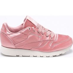 Reebok Classic - Buty Cl Lthr Satin Chalk. Buty sportowe damskie Reebok Classic, bez wzorów, z gumy, sportowe, reebok classic. W wyprzedaży za 139,90 zł.
