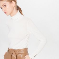 Gładki sweter z golfem - Kremowy. Białe swetry damskie Mohito, xl, bez wzorów, bez rękawów. Za 59,99 zł.