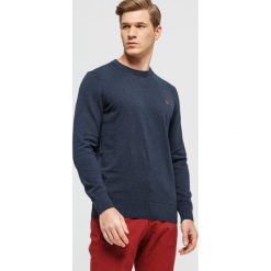 Timberland Sweter Williams River Crew , granatowy, rozmiar M. Niebieskie swetry męskie Timberland, m, z aplikacjami, z bawełny, bez kołnierzyka, bez kaptura. W wyprzedaży za 263,99 zł.