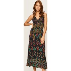 Desigual - Sukienka. Niebieskie sukienki damskie Desigual, na co dzień, s, bez wzorów, z elastanu, casualowe, bez kołnierzyka, bez rękawów, maxi, rozkloszowane. W wyprzedaży za 359,90 zł.