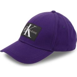 Czapka z daszkiem Calvin Klein Jeans J Monogram Cap M K40K400752. Fioletowe czapki męskie Calvin Klein Jeans, bez wzorów, z jeansu. W wyprzedaży za 109,00 zł.
