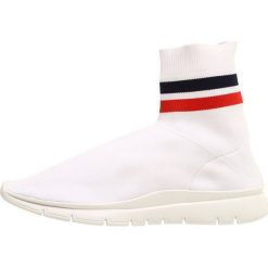 Joshua Sanders Sneakersy wysokie white. Białe trampki męskie Joshua Sanders, bez wzorów, ze skóry, bez zapięcia. W wyprzedaży za 981,75 zł.