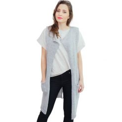 Swetry klasyczne damskie: Sweter w kolorze szarym