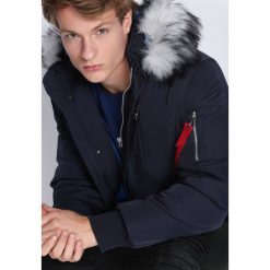 Granatowa Kurtka Breathed. Czarne kurtki męskie Born2be, na zimę, xxl, bez wzorów, z dresówki. Za 99,99 zł.