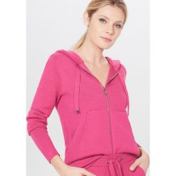 Bluza z kapturem - Różowy. Różowe bluzy damskie Mohito, s, bez wzorów, bez rękawów, z kapturem. Za 119,99 zł.