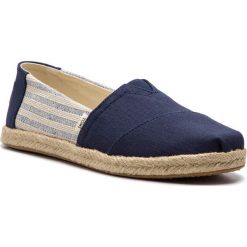 Espadryle TOMS - Classic 10013504 Navy Ivy. Niebieskie espadryle damskie marki Toms, bez wzorów, z tworzywa sztucznego, bez obcasa, na płaskiej podeszwie. Za 219,00 zł.