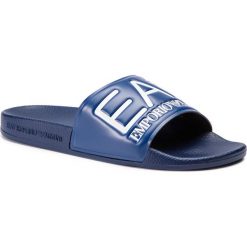 Klapki EMPORIO ARMANI - XCP001 XCC22 00024 Surf The Web/Sea World. Niebieskie klapki męskie Emporio Armani, z tworzywa sztucznego, bez zapięcia. Za 199,00 zł.
