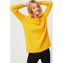 Sweter w prążki. Swetry damskie Moodo, s, bez wzorów, bez rękawów, bez kaptura. Za 39,99 zł.