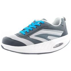 Buty sportowe. Szare buty sportowe damskie marki Bądź w formie. W wyprzedaży za 159,95 zł.