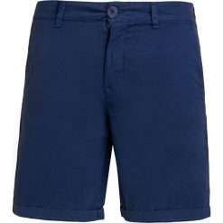 Szorty chino NORTH SAILS. Białe kąpielówki męskie North Sails, bez wzorów, z tkaniny. Za 360,00 zł.