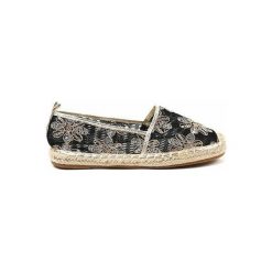 Czarne ażurowe espadryle w kwiatki 68-118. Czarne espadryle damskie ButyModne, w kwiaty, bez obcasa. Za 65,39 zł.