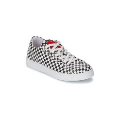 Buty Love Moschino JA15023G1KIF000A. Trampki i tenisówki damskie Love Moschino. Za 521,40 zł.