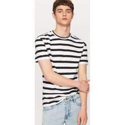 T-shirty męskie: Dwukolorowy t-shirt w paski – Biały