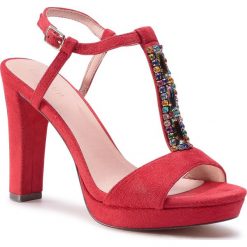 Sandały MENBUR - 21501 Bright Red 0076. Czerwone klapki damskie Menbur, bez wzorów, z materiału, bez obcasa. W wyprzedaży za 279,00 zł.