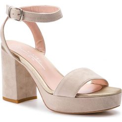 Sandały WEEKEND MAXMARA - Denis 552113946 Magnolia 001. Brązowe klapki damskie Weekend Max Mara, bez wzorów, ze skóry, bez obcasa, na obcasie. W wyprzedaży za 609,00 zł.