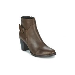Botki Betty London ISAQUE. Pomarańczowe botki damskie Betty London, bez obcasa, bez zapięcia. Za 312,95 zł.