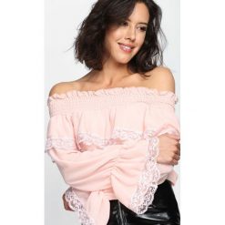 Różowa Bluzka Deeper Love. Czerwone bralety damskie marki Born2be, s. Za 79,99 zł.