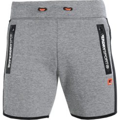 Spodenki i szorty męskie: Superdry GYM TECH STRIPE SLIM SHORT Krótkie spodenki sportowe grey grit/black