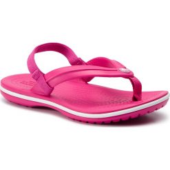 Sandały CROCS - Crocband Strap Flip K 205777 Candy Pink. Różowe sandały dziewczęce Crocs, z tworzywa sztucznego, bez zapięcia. W wyprzedaży za 79,00 zł.