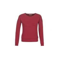 Bluzy Lacoste SF7917. Czerwone bluzy damskie Lacoste, bez wzorów, bez rękawów, bez kaptura. Za 539,00 zł.