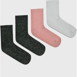 Pieces - Skarpetki Tessa (4-pack). Szare skarpetki damskie marki Pieces, bez wzorów, z elastanu. W wyprzedaży za 39,90 zł.