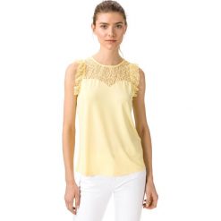 Vero Moda Alberta Top Żółty. Żółte podkoszulki damskie Vero Moda, m, w koronkowe wzory, z elastanu, bez kołnierzyka. Za 95,95 zł.