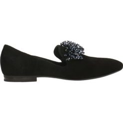 Mokasyny IKU. Czarne mokasyny damskie marki Gino Rossi, ze skóry, eleganckie. Za 299,90 zł.