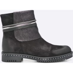Carinii - Botki. Czarne buty zimowe damskie marki Carinii, z materiału, na obcasie. W wyprzedaży za 219,90 zł.