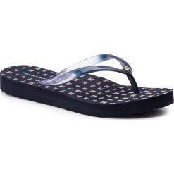 Japonki TOMMY HILFIGER - Colorful Tommy Flat Beach Sandal FW0FW04240 Midnight 403. Niebieskie klapki damskie TOMMY HILFIGER, bez wzorów, z tworzywa sztucznego, bez obcasa. W wyprzedaży za 99,00 zł.