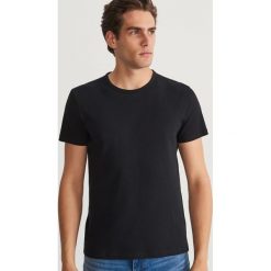 Gładki T-shirt - Czarny. Czarne t-shirty męskie Reserved, l. Za 49,99 zł.