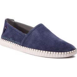 Półbuty STRELLSON - Voda 4010002637 Dark Blue 402. Niebieskie półbuty męskie Strellson, na co dzień, bez wzorów, ze skóry, eleganckie, bez zapięcia. W wyprzedaży za 199,00 zł.